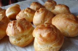 Choux pastry for eclairs - delicate and tender
